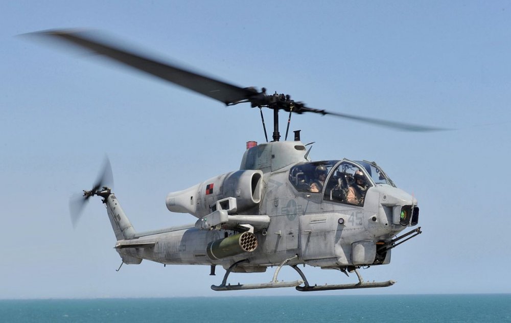 AH-1W_Super_Cobra_assigned_to_HMLA_167.thumb.jpg.12b9bc4e98202888386c7b1e11819f66.jpg