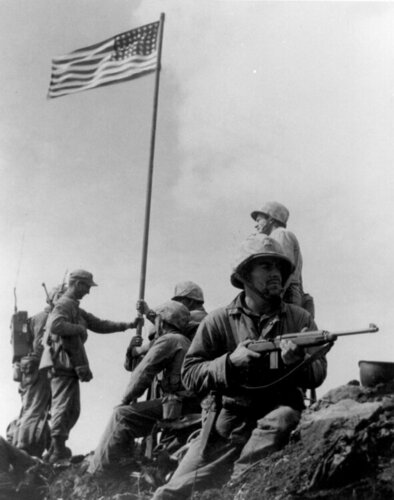 First_Iwo_Jima_Flag_Raising.thumb.jpg.4e2f1c5f8054339466fa8d45f586297b.jpg