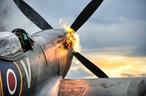 Spitfire-flame.jpg.668d86dc018b906b628d4cb06d816c6a.jpg