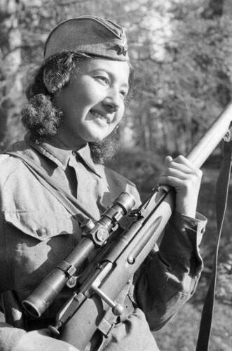 1600002238_Soviet_Women_Snipers(6).jpg.1406c00d590e9b111117762507181c1d.jpg