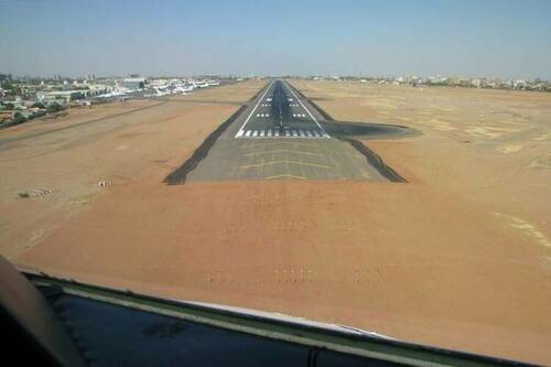 khartoum-airport-landing-strip.jpg.d495b5cbdc35e130f844125b6b81b93c.jpg