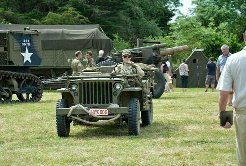the-d-day-jeeps-of-normandy-france_100703560_h.jpg