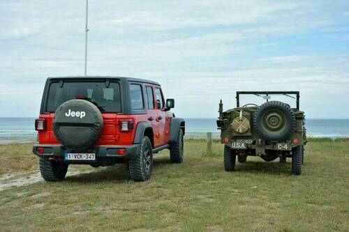 the-d-day-jeeps-of-normandy-france_100703606_h.jpg